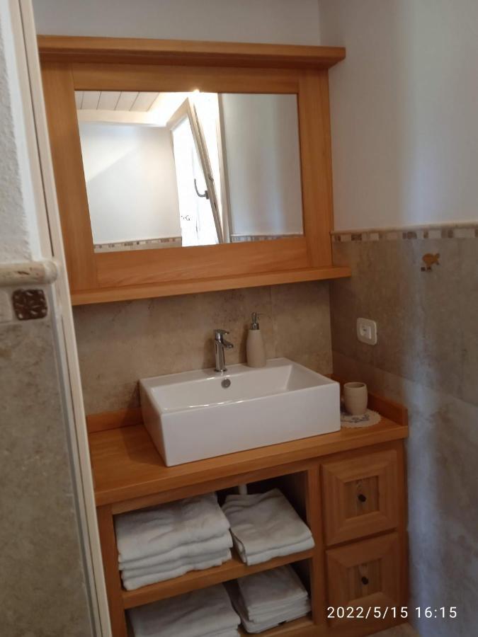Locazione Turista Cocode Bed and Breakfast Miane Exteriör bild